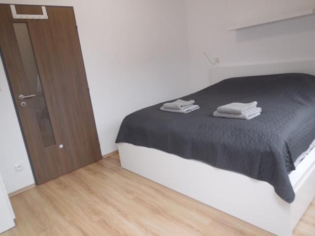 Apartman Kamenice Kamenice nad Lipou Exterior foto